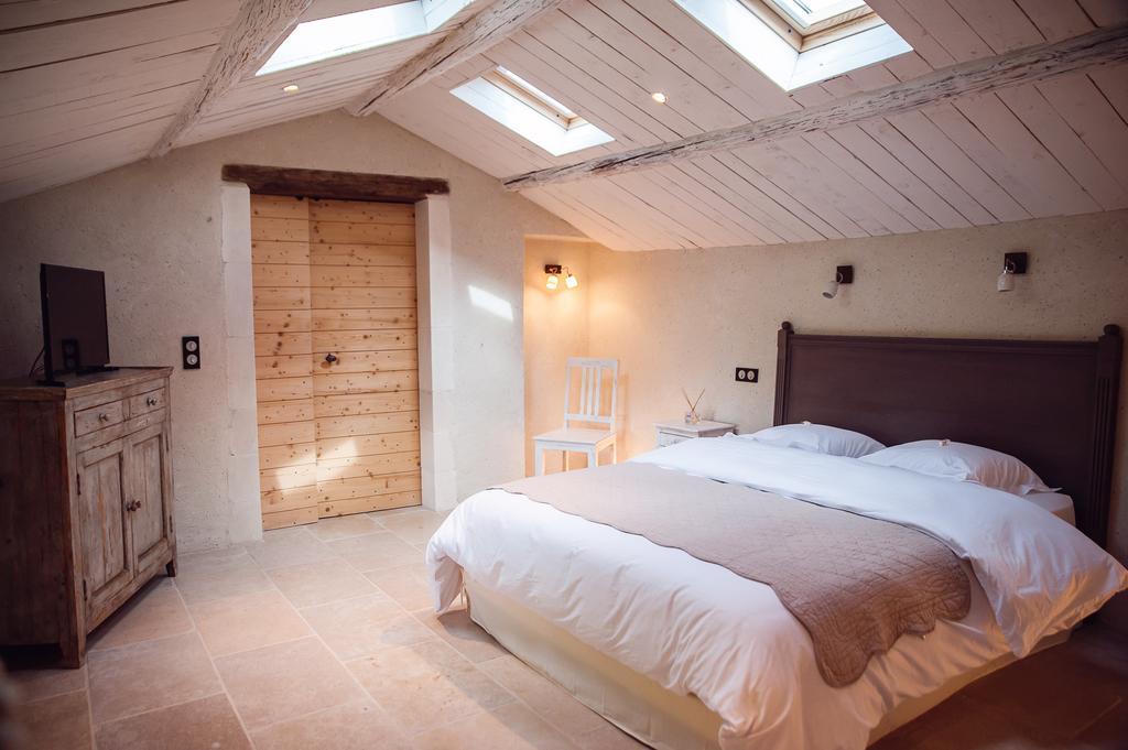 Les Champs De Provence Bed & Breakfast La Baume-de-Transit Екстериор снимка