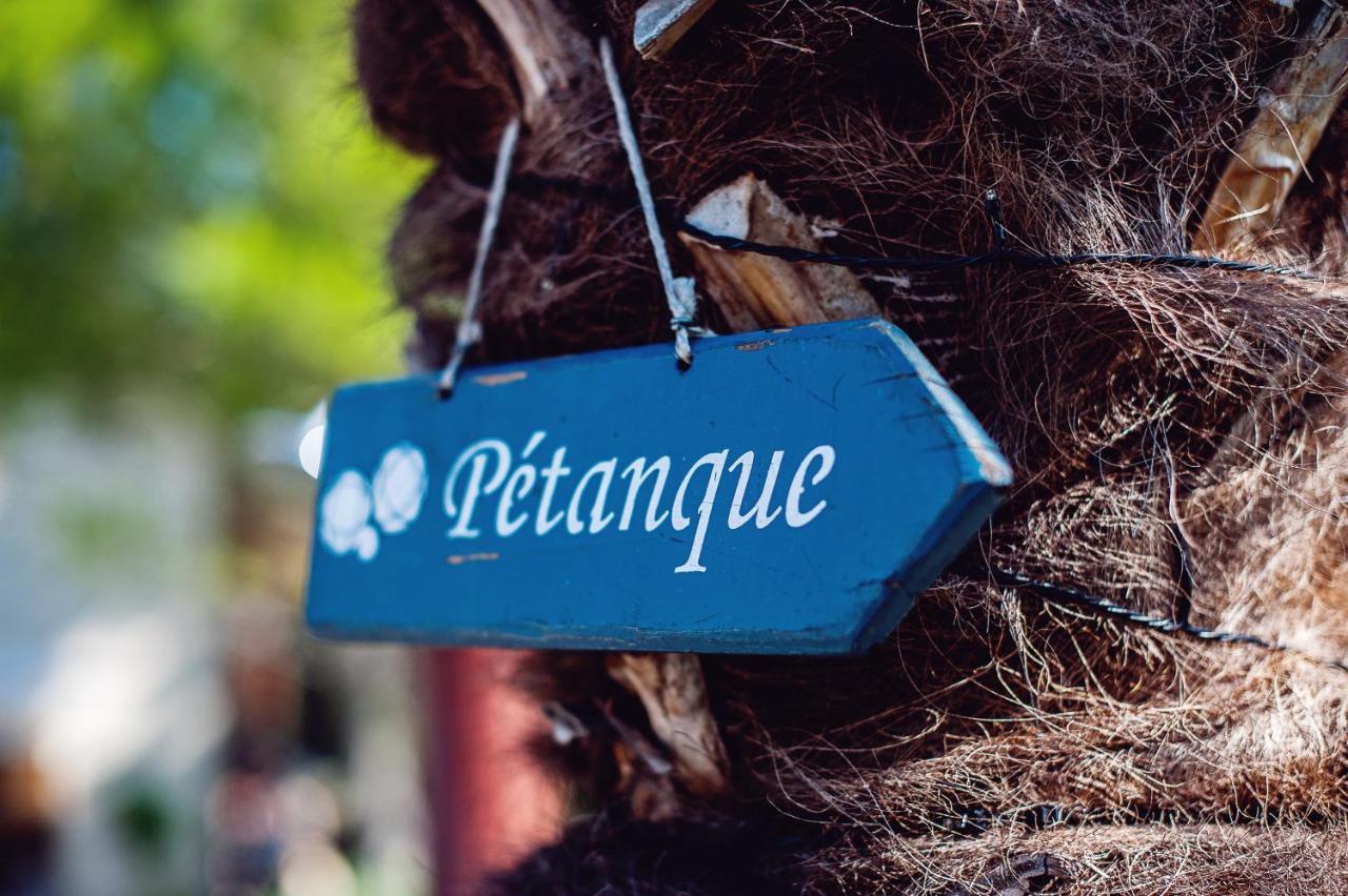 Les Champs De Provence Bed & Breakfast La Baume-de-Transit Екстериор снимка